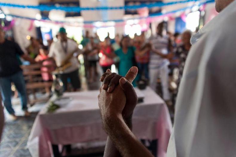 Celebrao religiosa no quilombo Itamatatiua, em Alcntara, no Maranho
