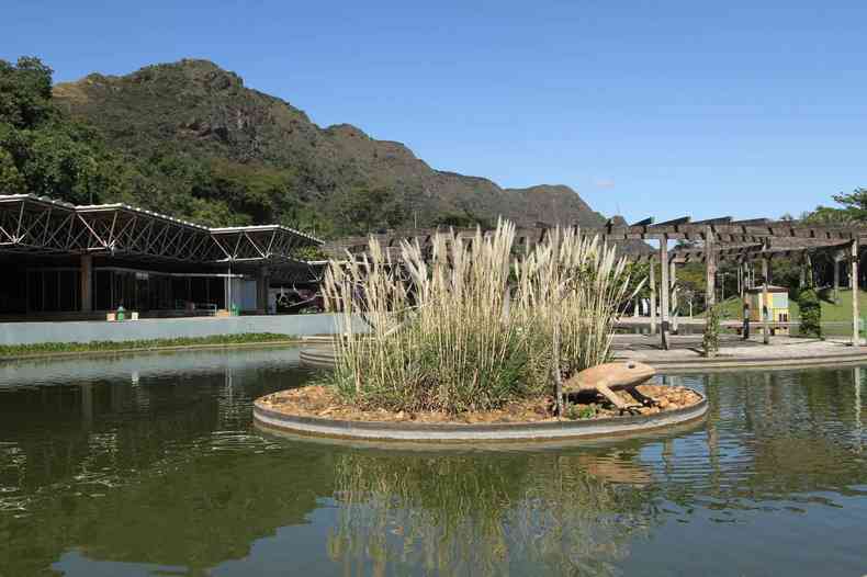 Parque das Mangabeiras, lago central 