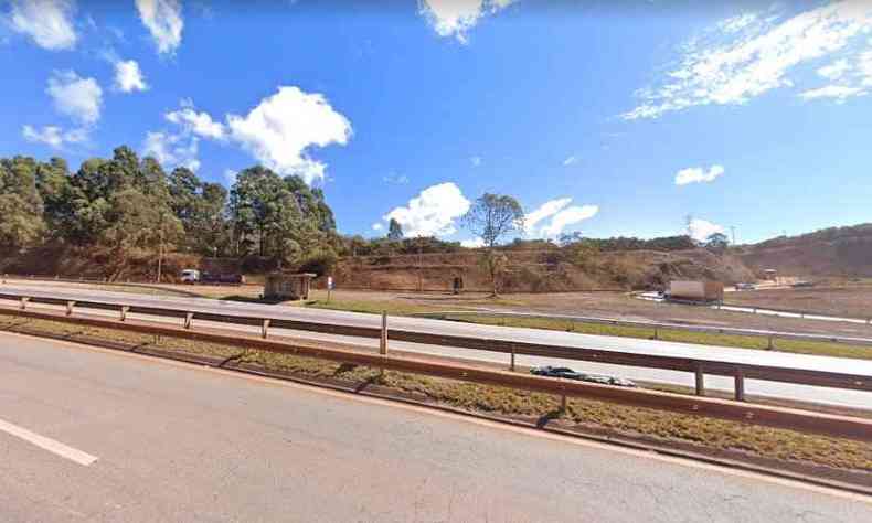 Trágico acidente no KM 565 da BR-040 matou motociclista na hora(foto: Reprodução/Google Street View)