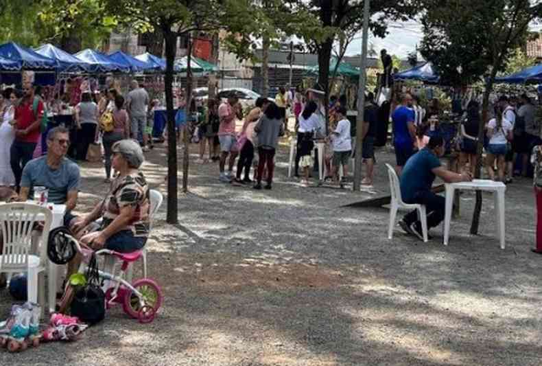 Feira Delas