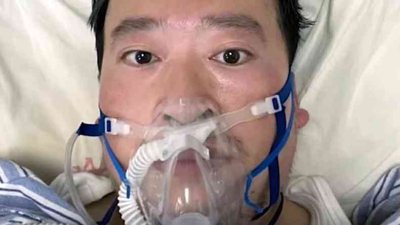 Oftalmologista Li Wenliang tentou alertar sobre a gravidade da doena(foto: Reproduo)