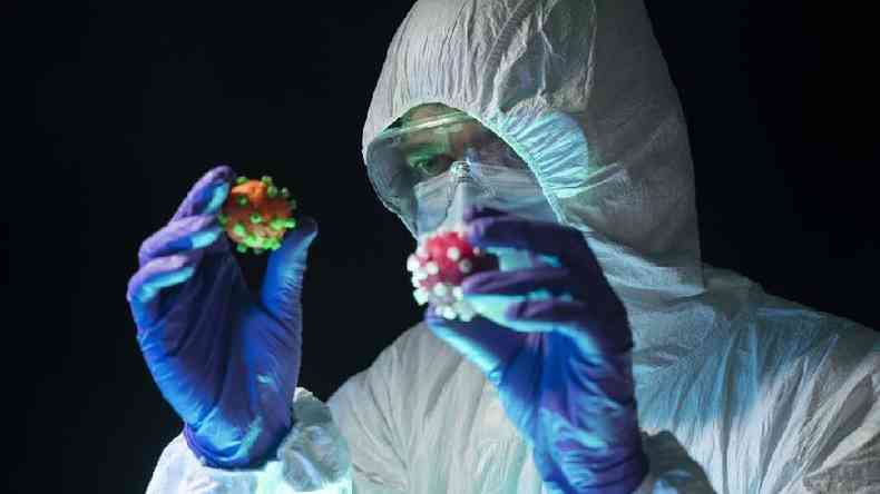 Rastrear as mutaes do vrus  fundamental para combater a pandemia de covid-19(foto: Getty)