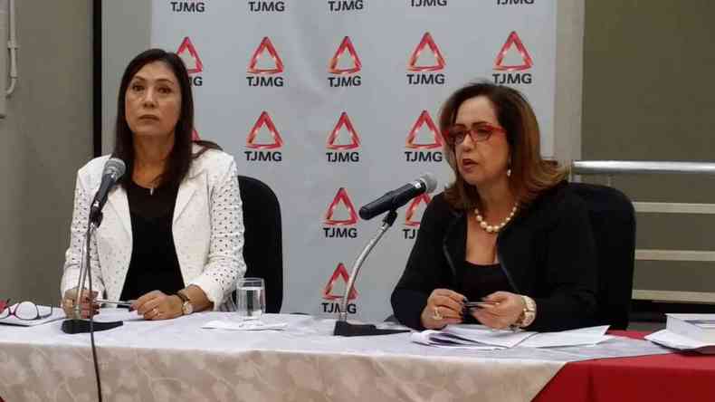 A desembargadora Valeria Rodrigues e a juza Riza Aparecida Nery apresentaram relatrio anual sobre atos infracionais(foto: Paulo Filgueiras/EM/DA PRESS)