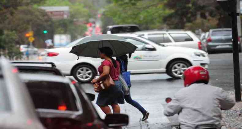 Chove nesta tarde na capital mineira(foto: Gladyston Rodrigues/EM/D.A Press)