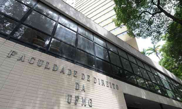 UFMG - Universidade Federal de Minas Gerais - Equipe da UFMG é destaque em  competição de direito internacional