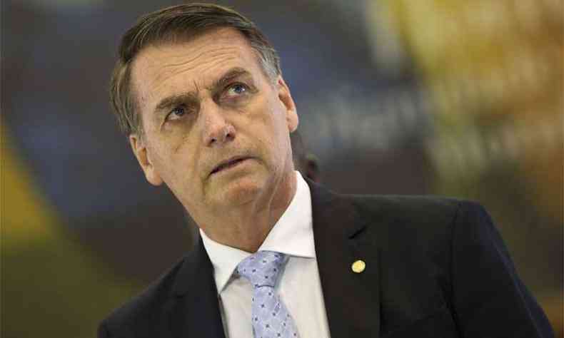 Resultado de imagem para Bolsonaro faz exames para retirada da bolsa de colostomia