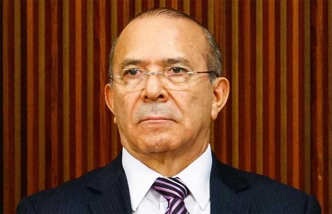 O ministro Eliseu Padilha foi ao serviço médico do Palácio para fazer um eletrocardiograma(foto: Marcos Corrêa/PR ) O ministro Eliseu Padilha foi ao serviço médico do Palácio para fazer um eletrocardiograma(foto: Marcos Corrêa/PR )