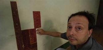 Carlos Henrique Alves, diretor da escola, quer ver toda a memória reconstituída (foto: RENATO WEIL/ EM/ D.A PRESS) Carlos Henrique Alves, diretor da escola, quer ver toda a memória reconstituída (foto: RENATO WEIL/ EM/ D.A PRESS)