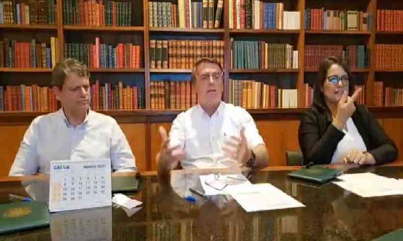 Bolsonaro cita nota do Ministrio Pblico de Gois, que defende tratamento precoce para pacientes com COVID-19(foto: Reproduo de Internet)