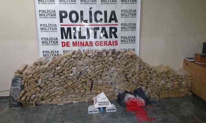 Em Campo Belo, na Regio Centro-Oeste de Minas Gerais, droga estava escondida em uma mata(foto: Polcia Militar (PM) / Divulgao)