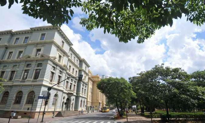 A iniciativa está prevista dentro de um plano de ações do estado para revitalização da Praça da Liberdade(foto: Alexandre Guzanshe/EM/D.A Press. ) A iniciativa está prevista dentro de um plano de ações do estado para revitalização da Praça da Liberdade(foto: Alexandre Guzanshe/EM/D.A Press. )