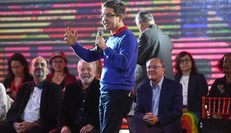 Sendor Randolfe Rodrigues (Rede-AP) em Uberlndia nesta quarta-feira (15/6)