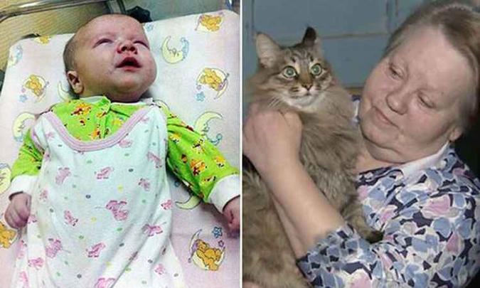 Após várias horas no frio, vizinhos ouviram o choro encontraram o gato cuidando do bebê(foto: Reprodução/Mirror) Após várias horas no frio, vizinhos ouviram o choro encontraram o gato cuidando do bebê(foto: Reprodução/Mirror)