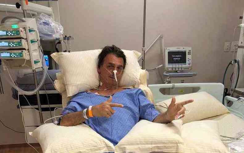 Bolsonaro antes da cirurgia dessa quarta-feira (12). Ele se recupera em hospital de So Paulo (foto: Reproduo/Redes Sociais/Flvio Bolsonaro)