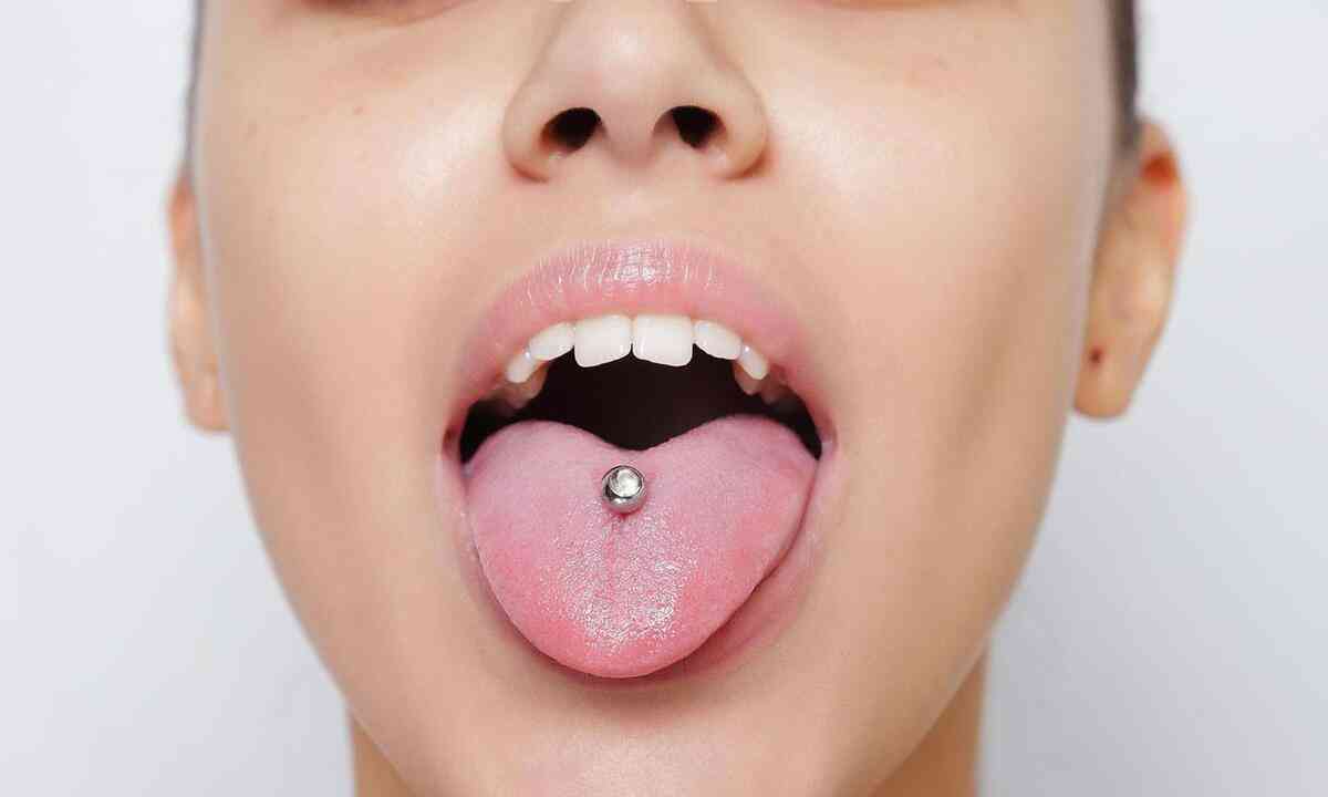 Piercing na Boca (Fotos, Modelos, Cuidados)