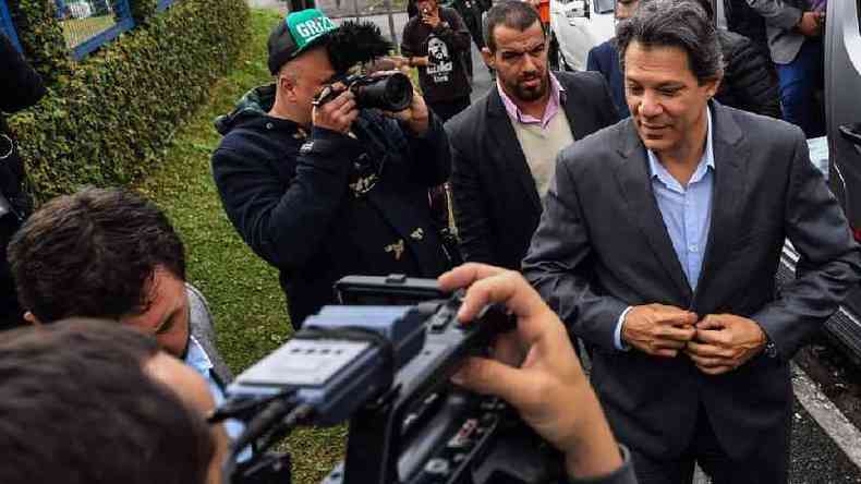 Haddad ascendeu no PT ocupando cargos de gesto a partir de 2001(foto: AFP)