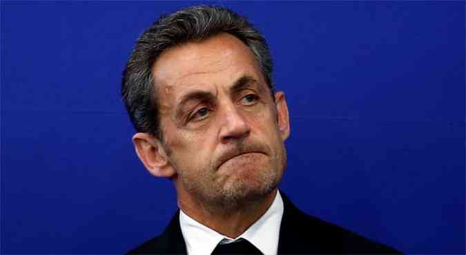 Sarkozy  investigado por tentar obter informaes de um magistrado em troca de um cargo de prestgio(foto: REUTERS/Eric Gaillard)