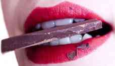 Alto teor de açúcar e gordura: nutricionista faz alerta sobre chocolates 