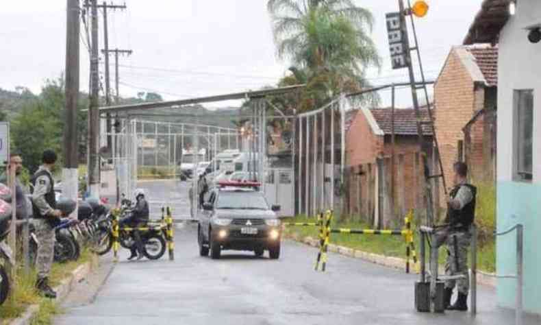De acordo com o Tribunal de Justia de Minas Gerais (TJMG), 11,8% dos presos liberados durante a pandemia voltaram a cometer crimes(foto: Paulo Filgueiras/EM/D.A Press)