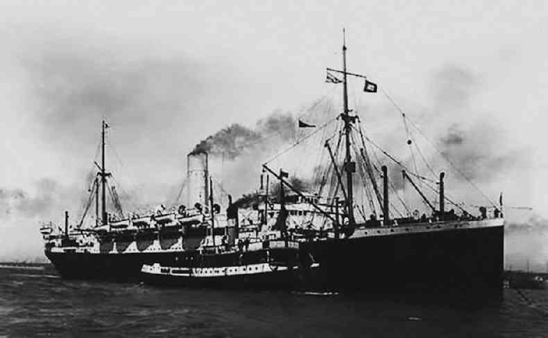 De bandeira inglesa, o transatlntico Demerara zarpou de Liverpool no dia 15 de agosto de 1918 e aportou no Recife, em 9 de setembro(foto: Cia das Letras)