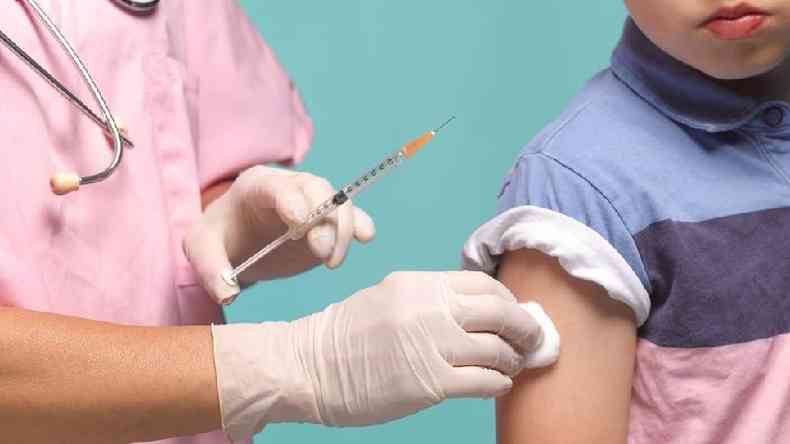 Vacina contra covid-19, mesmo sazonal, pode salvar muitas vidas(foto: Peter Dazeley/Getty Images)