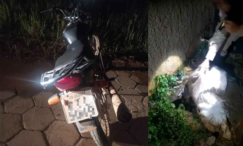 Motocicleta usada pelos homens que praticaram crime e a arma escondida, em um terreno baldio