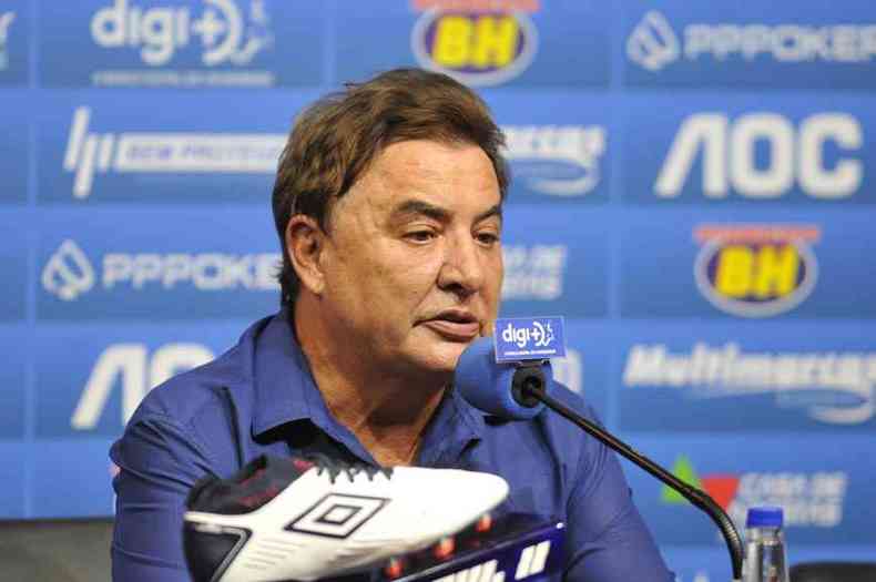 Zez Perrella teria contratado um pai de santo para tentar livrar o Cruzeiro do rebaixamento no Brasileiro do ano passado(foto: Alexandre Guzanshe/EM/D.A Press - 8/12/19)