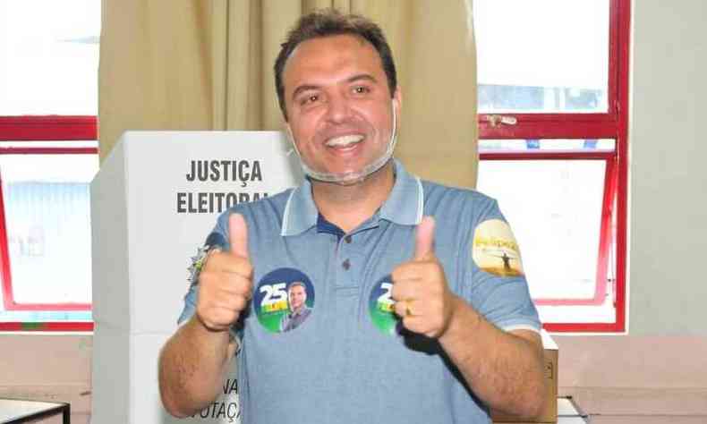 Felipe Saliba votou na manh deste domingo, em Contagem(foto: Gladyston Rodrigues/ EM/D.A. Press)