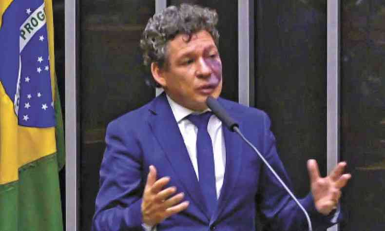 Deputado Reginaldo Lopes minimiza impacto da falta de articulao da base do governo 