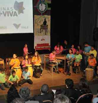 Apresentao de jovens do Instituto Kairs emocionou a plateia nesta quarta-feira no Teatro Alterosa(foto: Juliana Flister /Esp EM / DA Press)