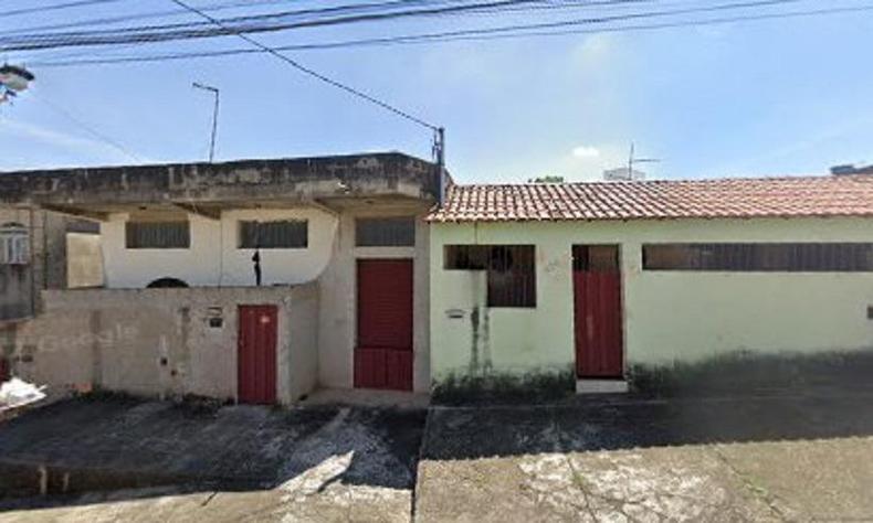 Homem foi morto na Rua Magnesita, no portão da casa de sua irmã, onde estava morando