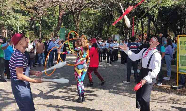 Lanamento do Programa BH Mais Feliz nesta sexta-feira (22/7), no Parque Municipal, teve participao de artistas e da Banda da Guarda Municipal