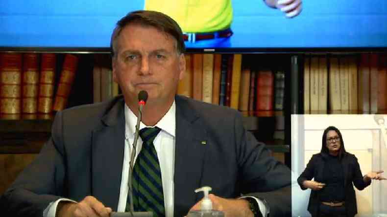 Em live, Bolsonaro apresentou diversos vdeos j desmentidos por rgos oficiais, mas reconheceu que no tinha comprovao de fraude nas eleies(foto: Reproduo)