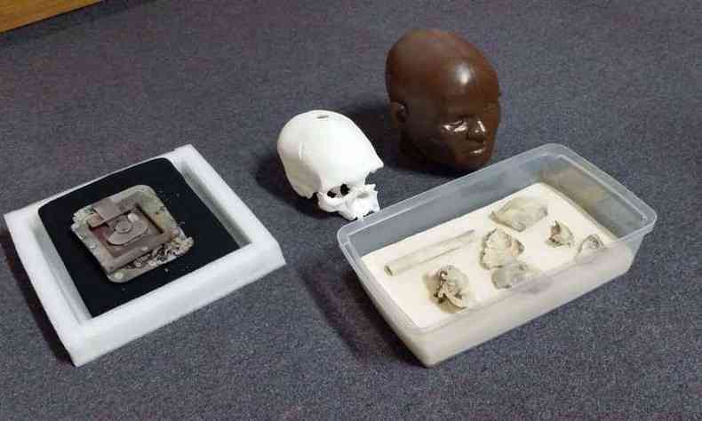 Restos do crnio de Luzia foram encontrados dentro de caixa de metal entre os escombros do Museu Nacional(foto: Lo Rodrigues/Agncia Brasil )