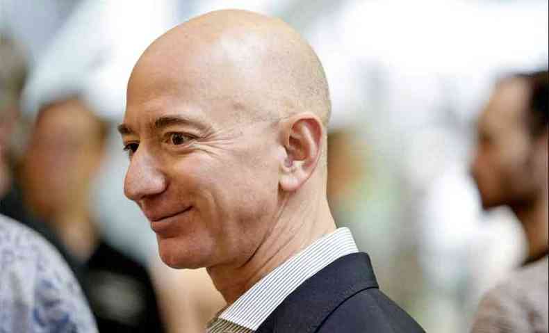 Fundador da Amazon, Jef Bezos  considerado o homem mais rico do mundo(foto: JASON REDMOND/AFP 19/1/18)