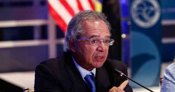 Paulo Guedes: 'Entro no supermercado, as pessoas me agradecem'