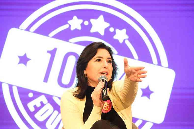 Simone Tebet em campanha eleitoral