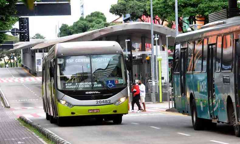 nibus j circularam ontem com tarifas 33,6% mais caras