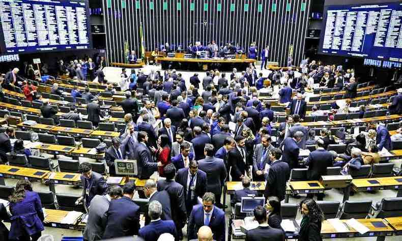 Deputados e senadores se movimentam para ocupar espaos diante da desconfiana em relao aos conflitos(foto: Luis Macedo/Cmara dos Deputados 11/6/19)