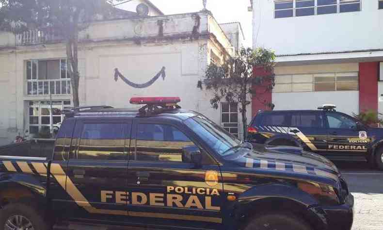 A Polcia Federal cumpriu mandados de busca e apreenso e priso em Barbacena(foto: Ktia Cilene)
