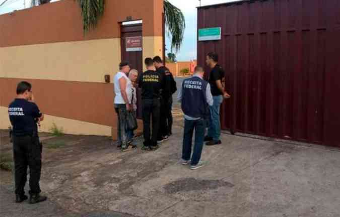 Agentes da PF e da Receita Federal cumpriram mandados em Belo Horizonte(foto: Polcia Federal / Divulgao)