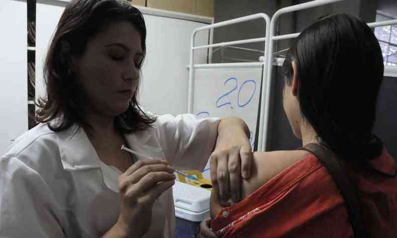 Expectativa das autoridades  imunizar 6 milhes de pessoas(foto: Paulo Filgueiras/EM/D.A Press - 13/06/2018)
