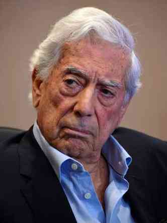 Vargas Llosa, de 84 anos, em plena atividade literria: 