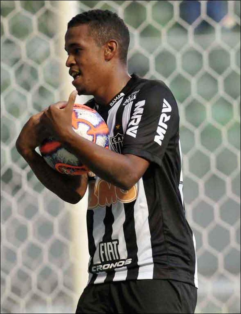 Alerrandro, que se destacou durante do Campeonato Mineiro, reaparece no ataque do Galo, já que Ricardo Oliveira será poupado(foto: Juarez Rodrigues/EM/D.A Press - 2/2/19) Alerrandro, que se destacou durante do Campeonato Mineiro, reaparece no ataque do Galo, já que Ricardo Oliveira será poupado(foto: Juarez Rodrigues/EM/D.A Press - 2/2/19)