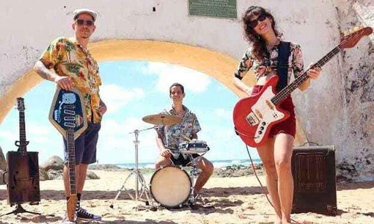 A banda  Ivan Motosserra Surf & Trash
