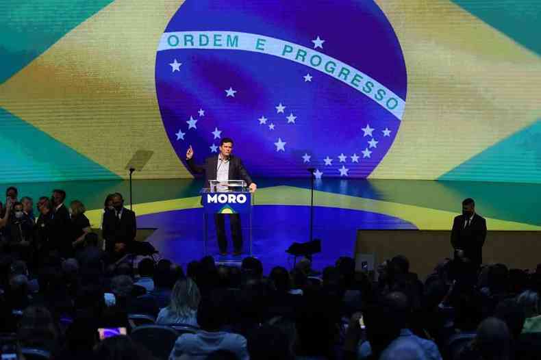 Sergio Moro discursa durante filiao ao Podemos