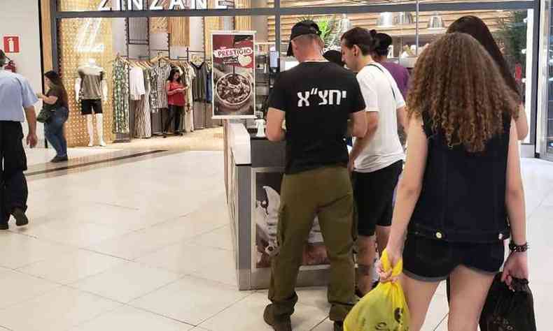 Israelenses estiveram no Shopping Cidade(foto: Mrcia Maria Cruz/EM/DA PRESS)