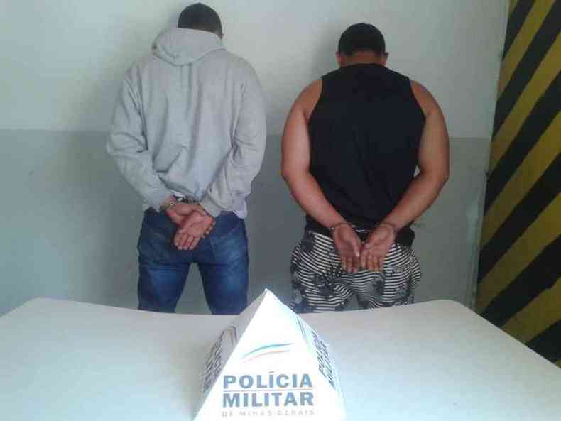 Dupla suspeita da tentativa de homicdio presa em Morada Nova de Minas(foto: PMMG)