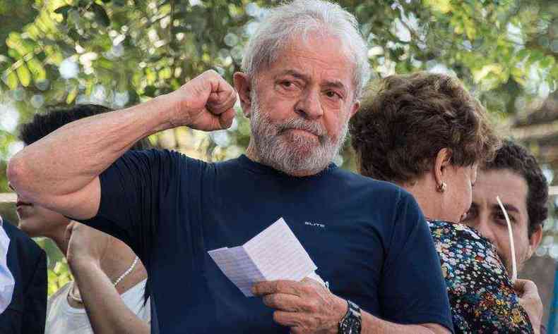 Lula completou 100 dias preso na sede da Polcia Federal em Curitiba, mas continua pr-candidato a presidente(foto: Nelson Almeida)