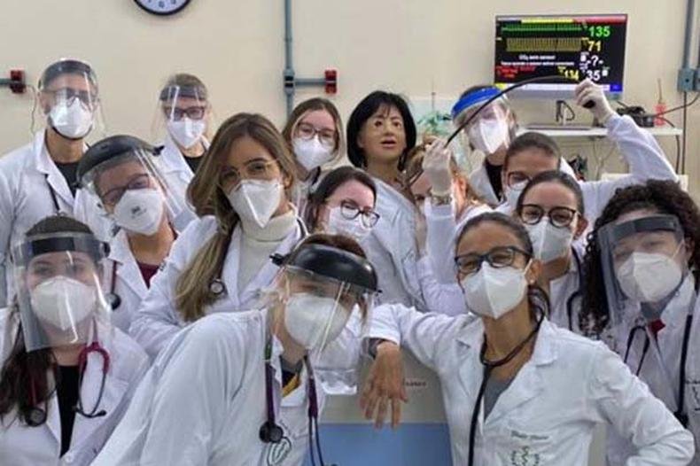 Meu grupo de semiologia reunido(foto: Arquivo Pessoal) Meu grupo de semiologia reunido